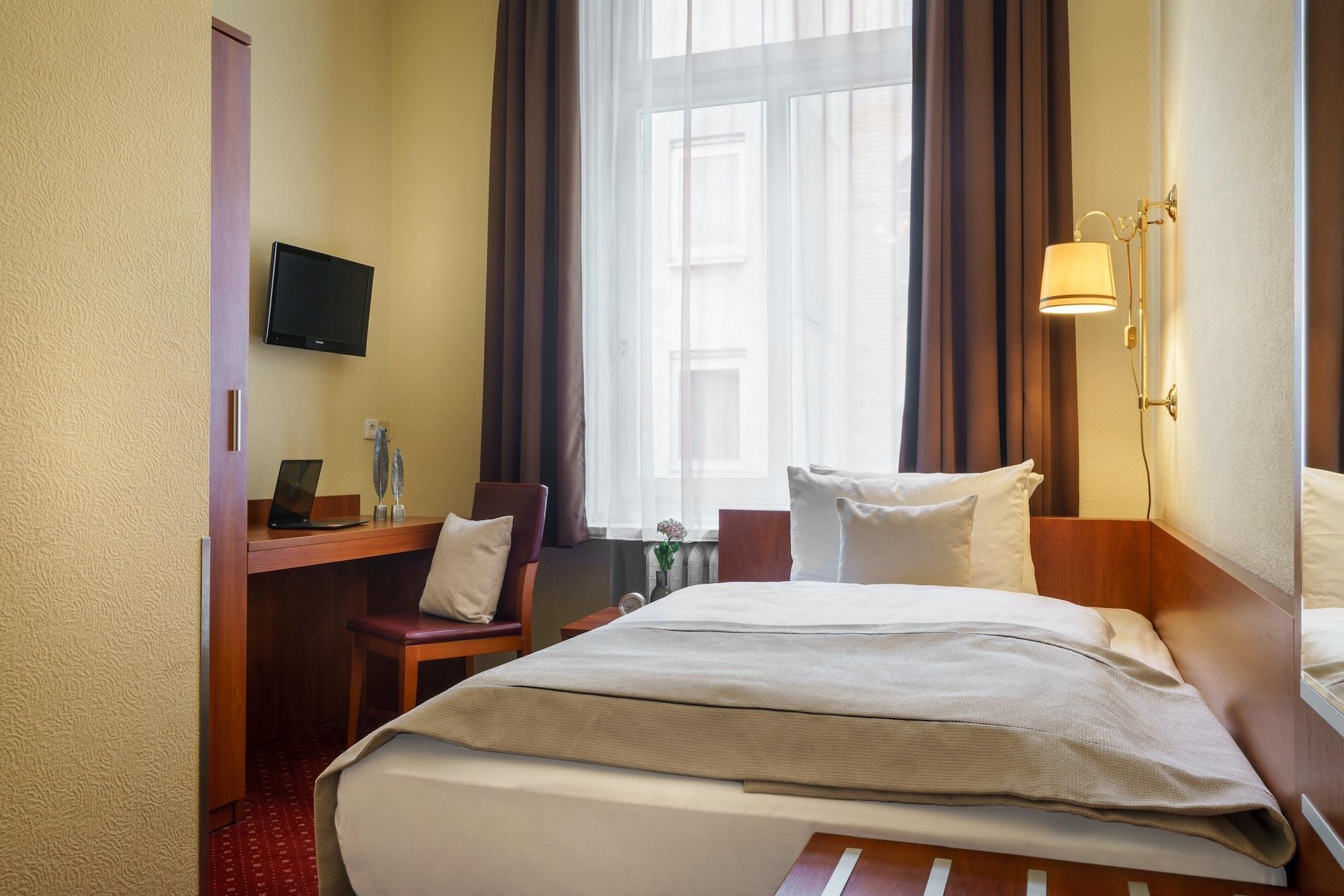 Hotel Kronprinz Hamburg Hauptbahnhof Zewnętrze zdjęcie