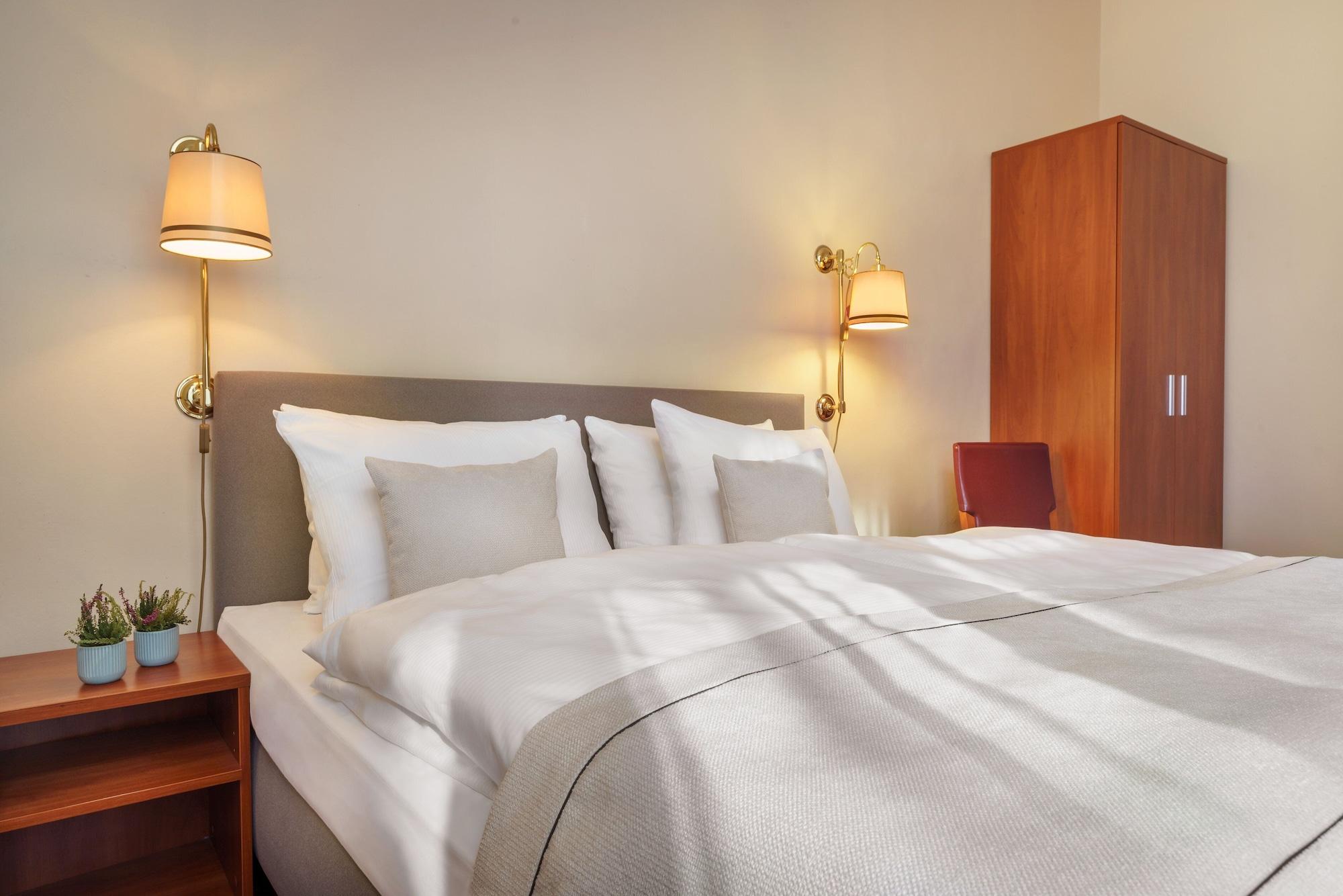 Hotel Kronprinz Hamburg Hauptbahnhof Zewnętrze zdjęcie