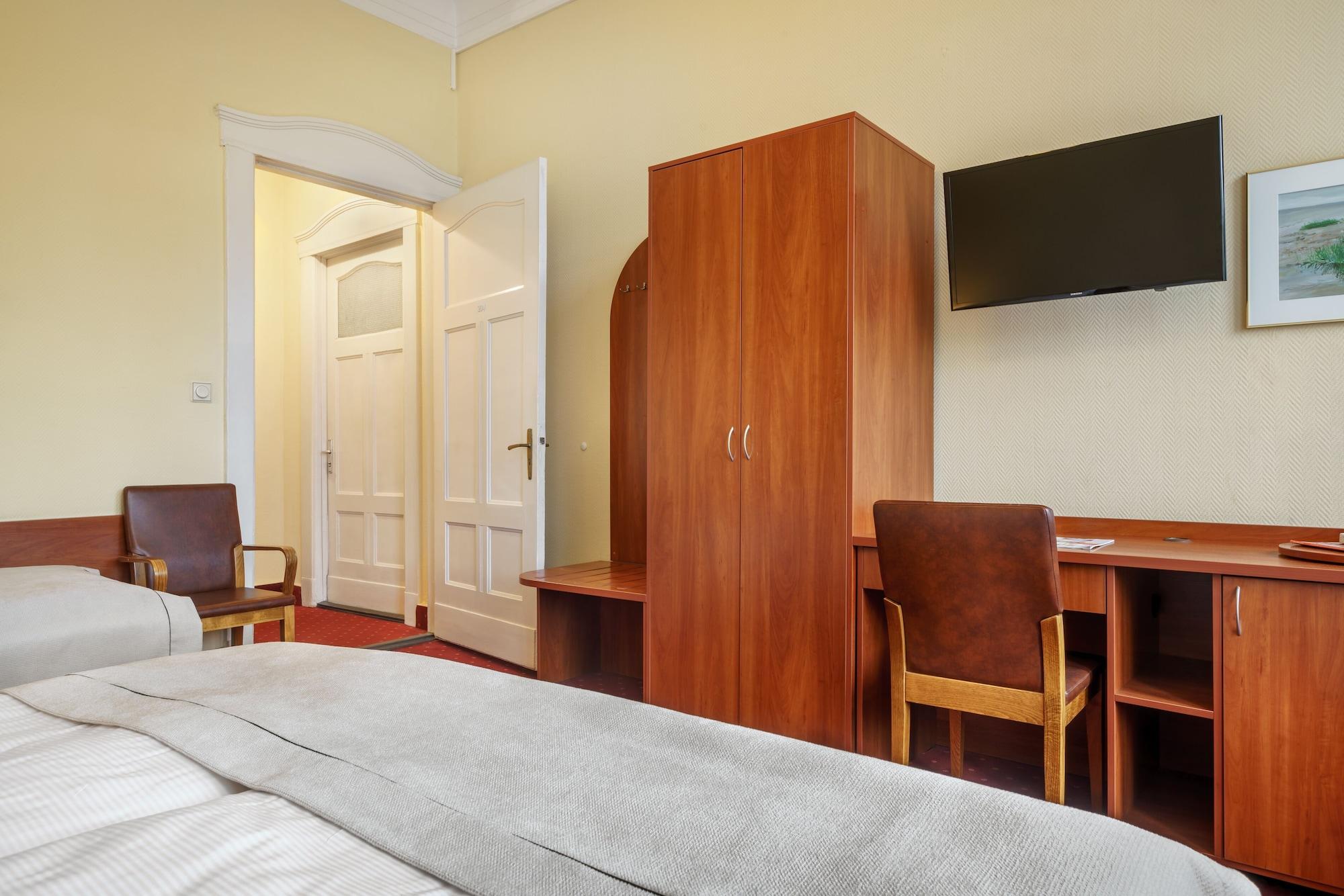 Hotel Kronprinz Hamburg Hauptbahnhof Zewnętrze zdjęcie