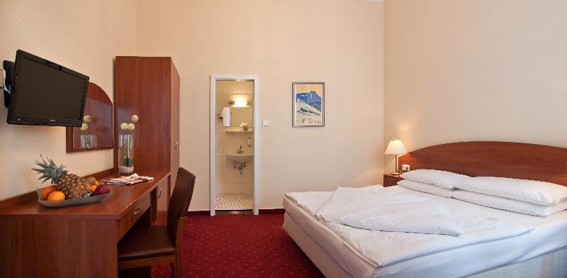 Hotel Kronprinz Hamburg Hauptbahnhof Zewnętrze zdjęcie