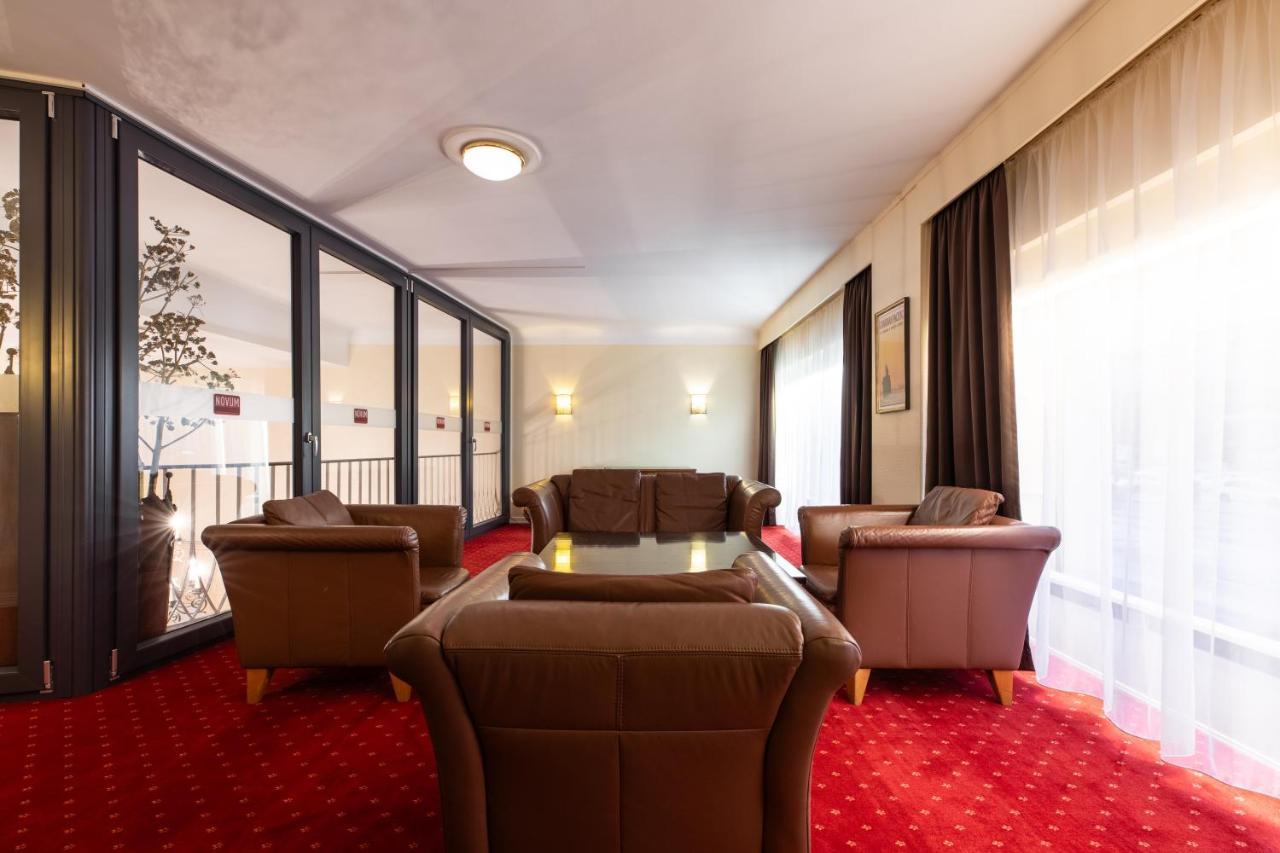 Hotel Kronprinz Hamburg Hauptbahnhof Zewnętrze zdjęcie